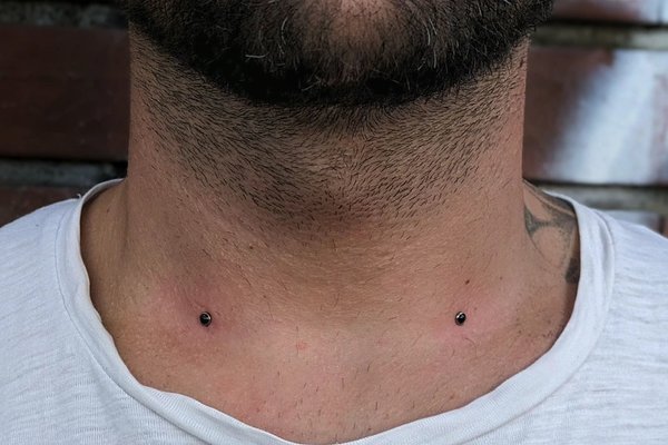 piercing krku