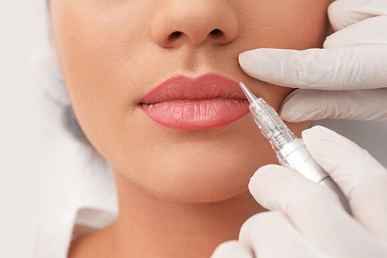 Permanentní make-up rtů Hojení