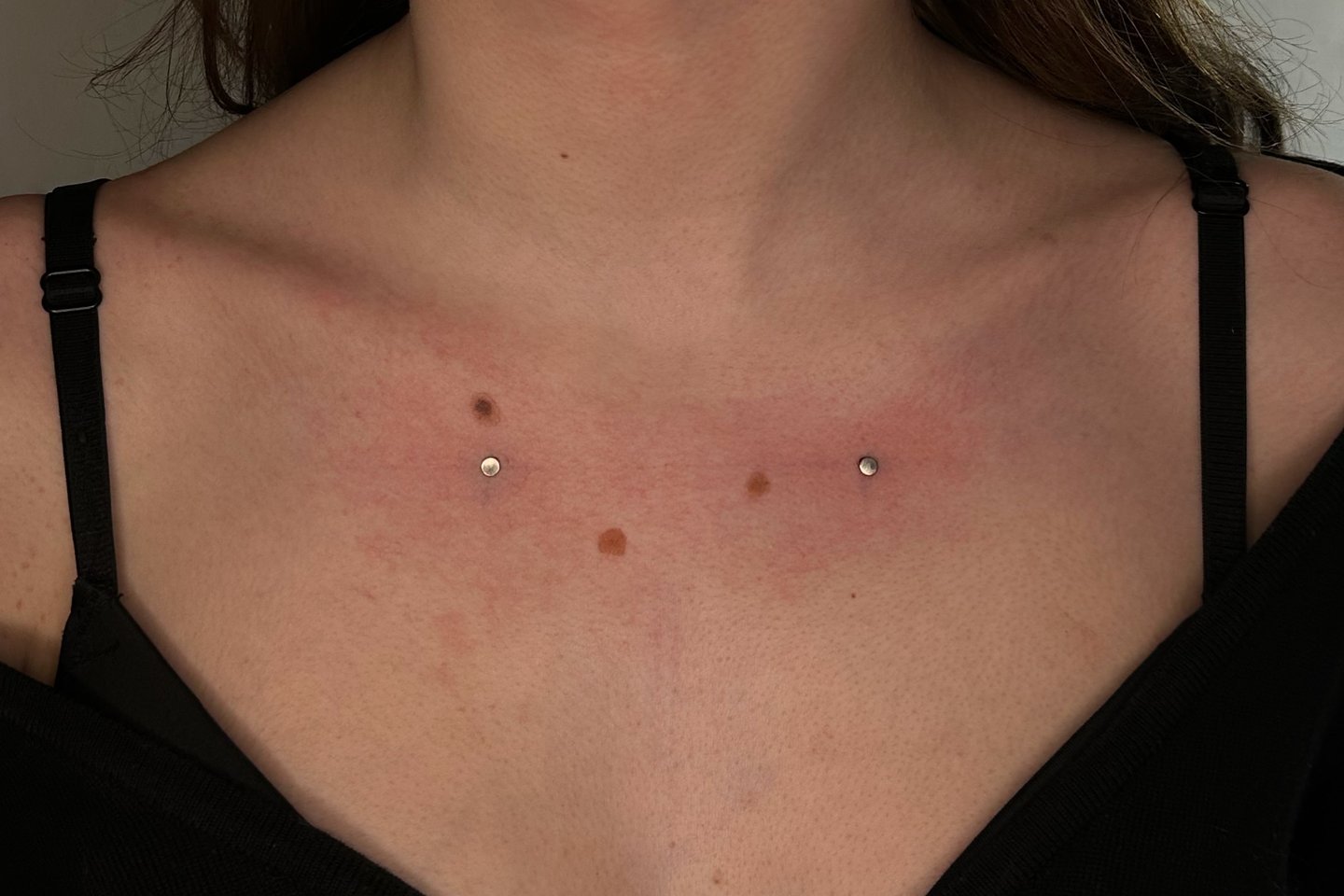 plochý piercing