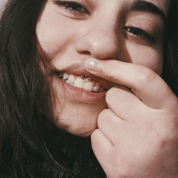 Piercing obličeje