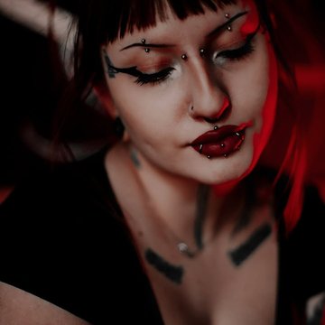 Piercing Praha