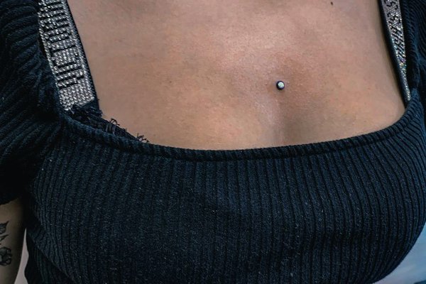 piercing mikrodermál