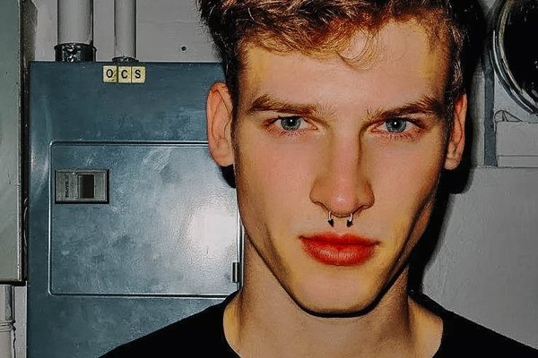 Piercing septum