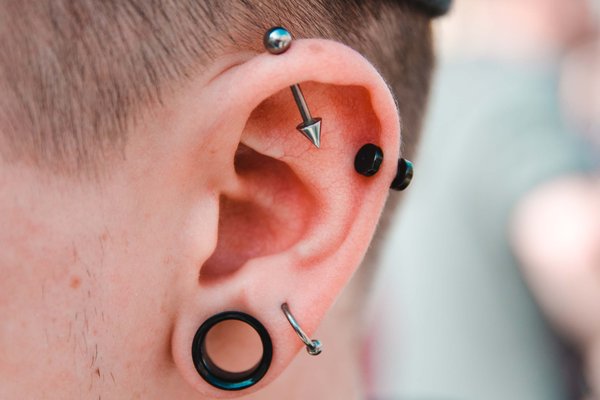 Piercing ušní chrupavky